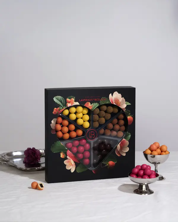 LOVE SELECTION BOX - 450G